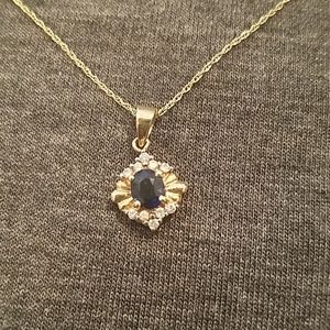 Genuine sapphire and diamonds necklace on gold cha
